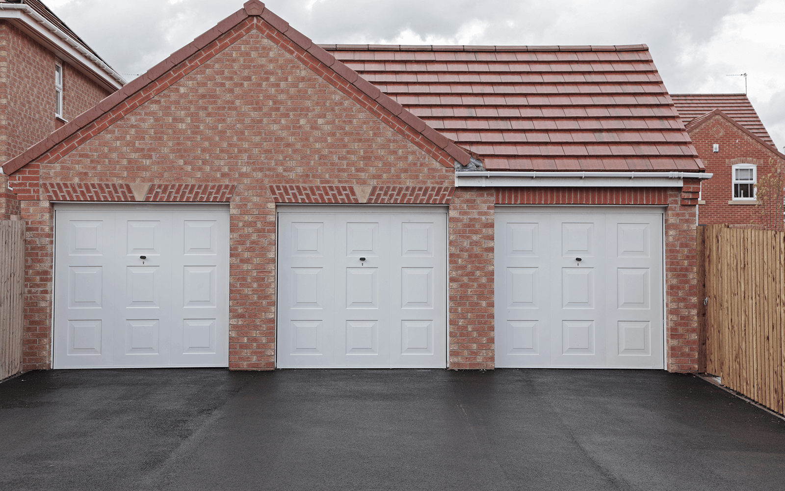 /assets/images/860eea386de023a173a1e0590290f8ca.svg Work